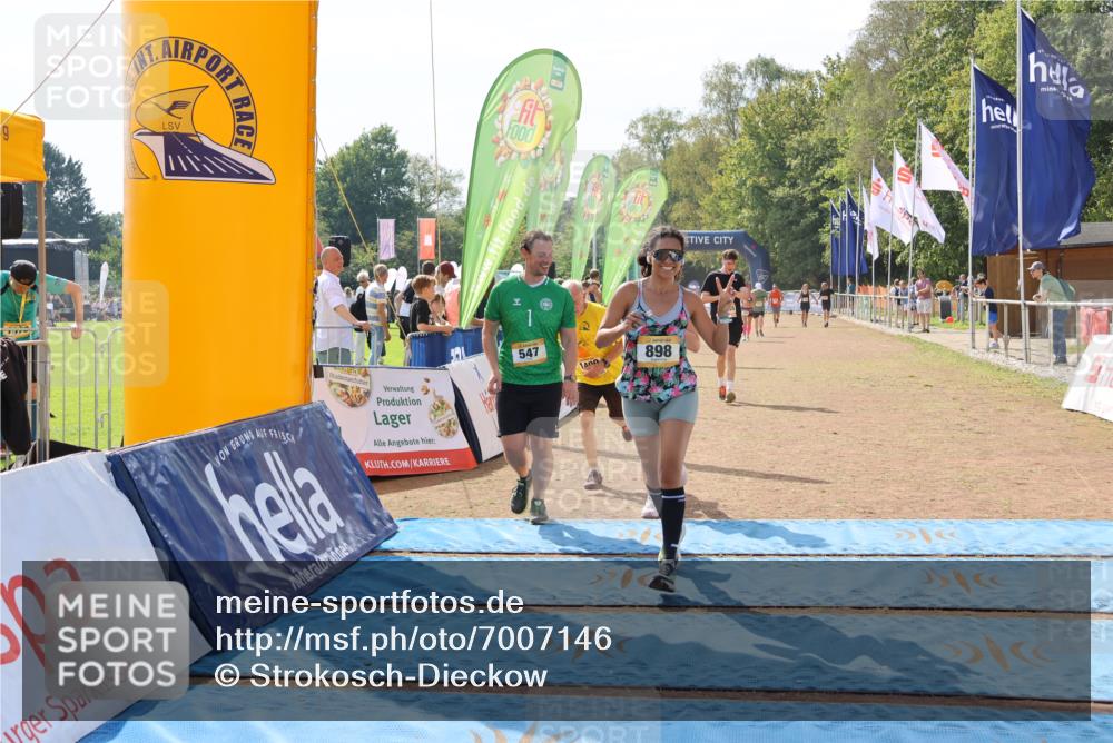 08.09.2024 - Airport Race Strokosch-Dieckow http://msf.ph/oto/7007146 08.09.2024 12:58:25 Ziel 547, 810, 898, 1179, 1366, 1400, 1535 meine-sportfotos.de