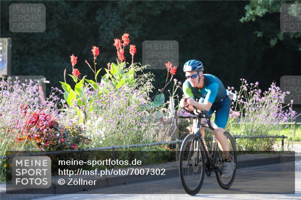 08.09.2024 - Stadtparktriathlon Zöllner http://msf.ph/oto/7007302 08.09.2024 08:50:42 Radfahren 34, 50, 62, 68 meine-sportfotos.de