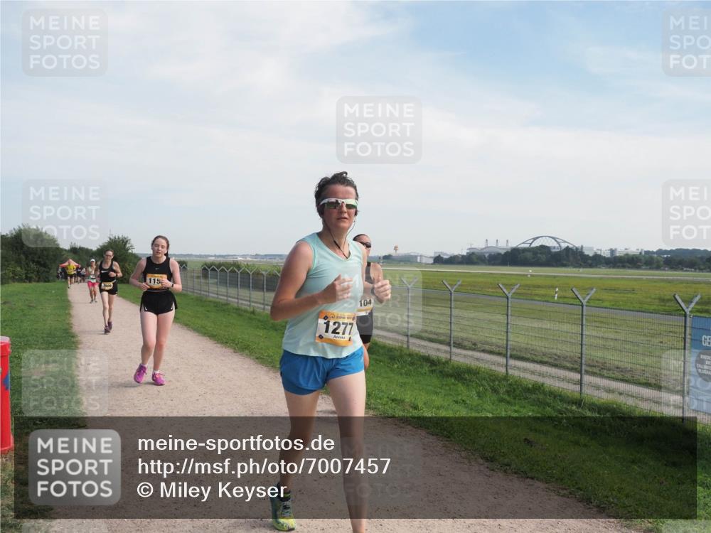 08.09.2024 - Airport Race Miley Keyser http://msf.ph/oto/7007457 08.09.2024 12:28:43 Laufen OLYMPUS, DIGITAL, CAMERA meine-sportfotos.de