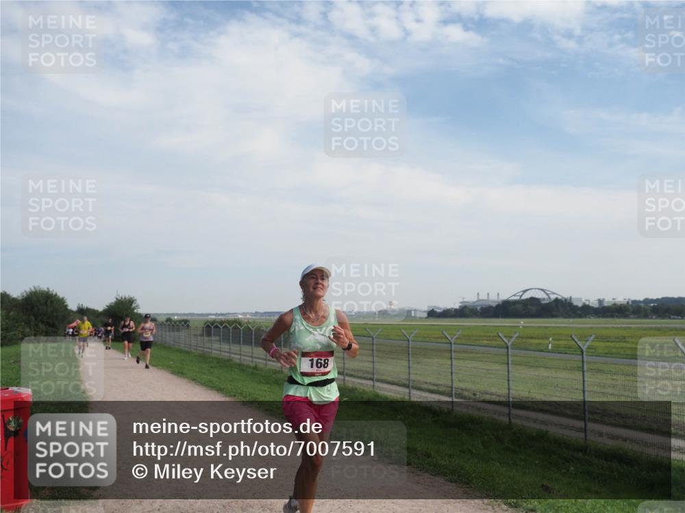 08.09.2024 - Airport Race Miley Keyser http://msf.ph/oto/7007591 08.09.2024 12:28:52 Laufen OLYMPUS, DIGITAL, CAMERA meine-sportfotos.de