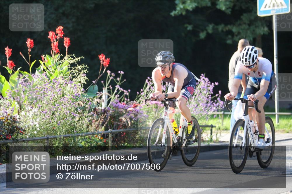 08.09.2024 - Stadtparktriathlon Zöllner http://msf.ph/oto/7007596 08.09.2024 08:51:27 Radfahren 25, 26, 39, 89 meine-sportfotos.de