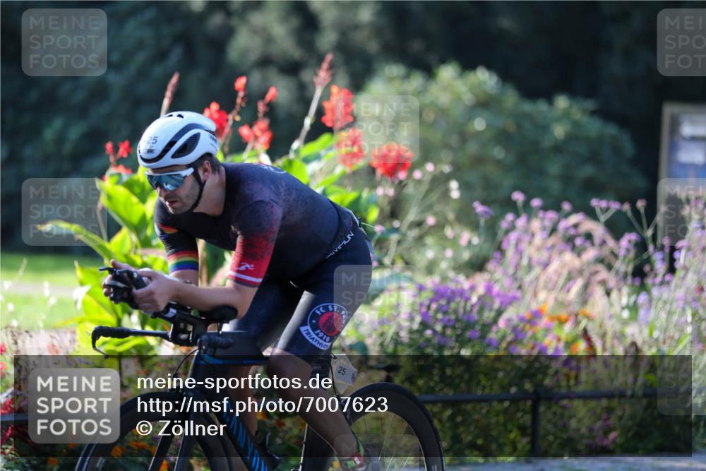 08.09.2024 - Stadtparktriathlon Zöllner http://msf.ph/oto/7007623 08.09.2024 08:51:29 Radfahren 25, 26, 39, 78, 89 meine-sportfotos.de