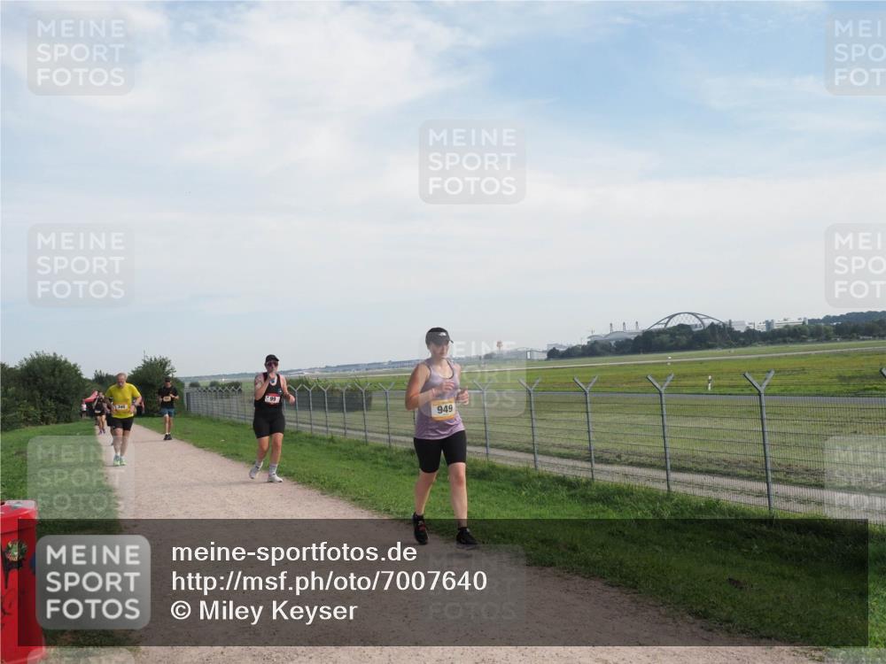08.09.2024 - Airport Race Miley Keyser http://msf.ph/oto/7007640 08.09.2024 12:28:58 Laufen OLYMPUS, DIGITAL, CAMERA meine-sportfotos.de