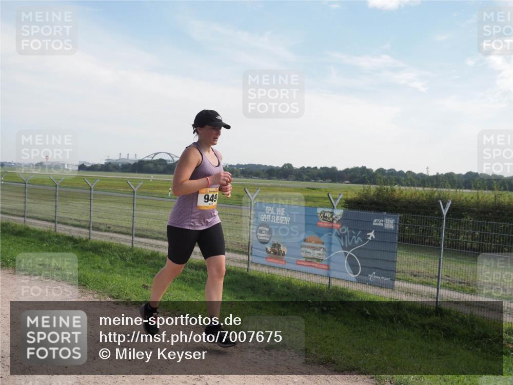08.09.2024 - Airport Race Miley Keyser http://msf.ph/oto/7007675 08.09.2024 12:28:59 Laufen OLYMPUS, DIGITAL, CAMERA meine-sportfotos.de