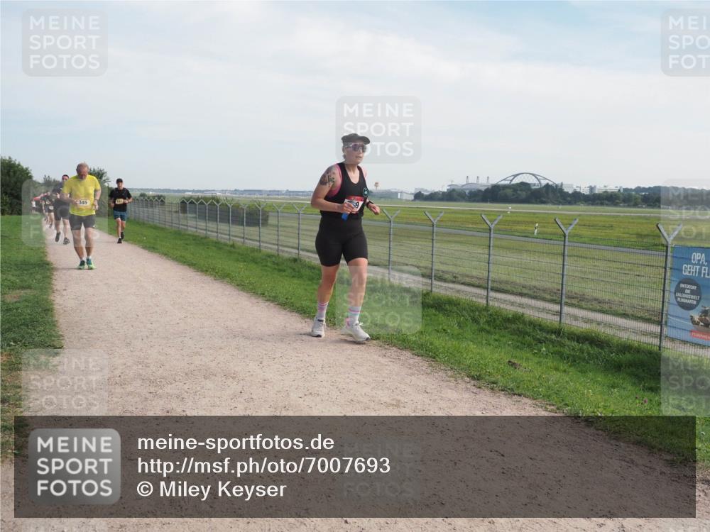 08.09.2024 - Airport Race Miley Keyser http://msf.ph/oto/7007693 08.09.2024 12:29:00 Laufen OLYMPUS, DIGITAL, CAMERA meine-sportfotos.de