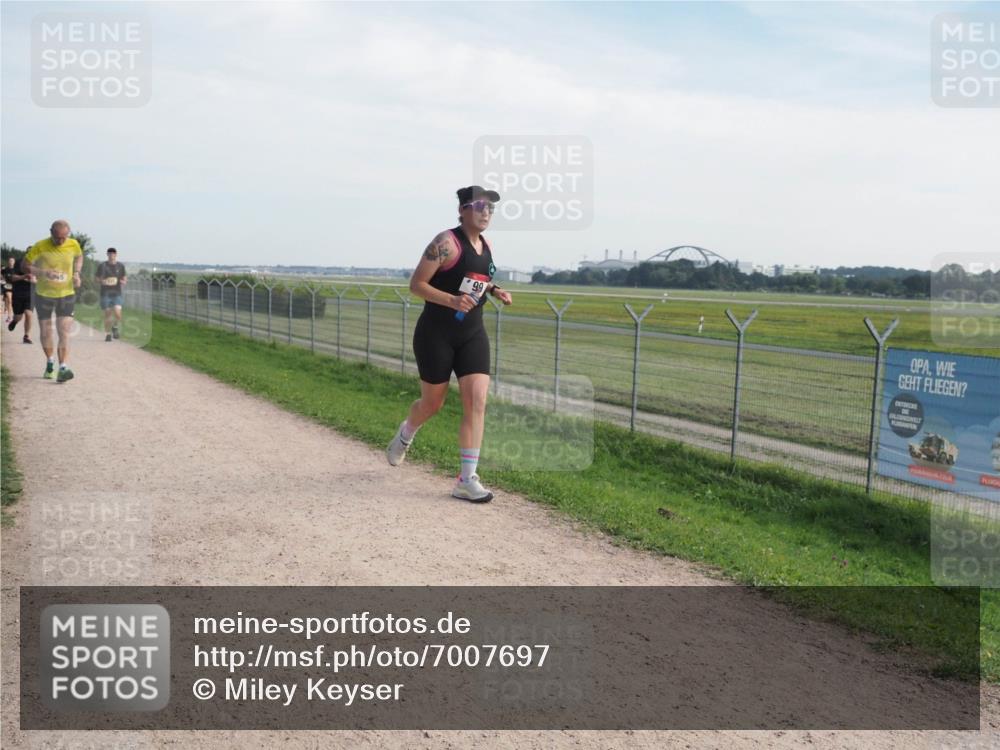 08.09.2024 - Airport Race Miley Keyser http://msf.ph/oto/7007697 08.09.2024 12:29:00 Laufen OLYMPUS, DIGITAL, CAMERA meine-sportfotos.de