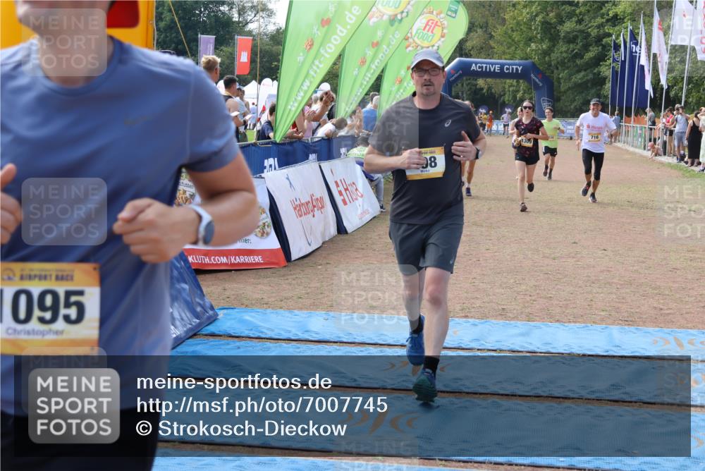 08.09.2024 - Airport Race Strokosch-Dieckow http://msf.ph/oto/7007745 08.09.2024 12:35:17 Ziel 241, 450, 498, 716, 894, 1030, 1095, 1309, 1388, 3013 meine-sportfotos.de