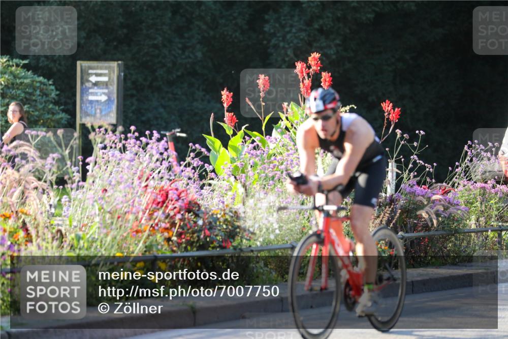 08.09.2024 - Stadtparktriathlon Zöllner http://msf.ph/oto/7007750 08.09.2024 08:51:53 Radfahren 18, 44, 55, 66 meine-sportfotos.de