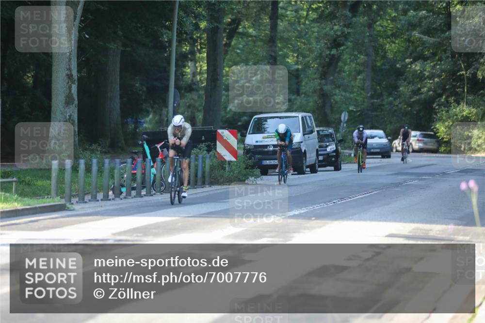 08.09.2024 - Stadtparktriathlon Zöllner http://msf.ph/oto/7007776 08.09.2024 08:51:57 Radfahren 3, 18, 44, 66 meine-sportfotos.de
