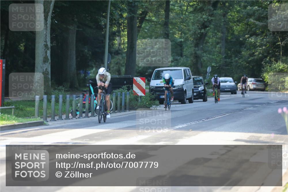 08.09.2024 - Stadtparktriathlon Zöllner http://msf.ph/oto/7007779 08.09.2024 08:51:57 Radfahren 3, 18, 44, 66 meine-sportfotos.de