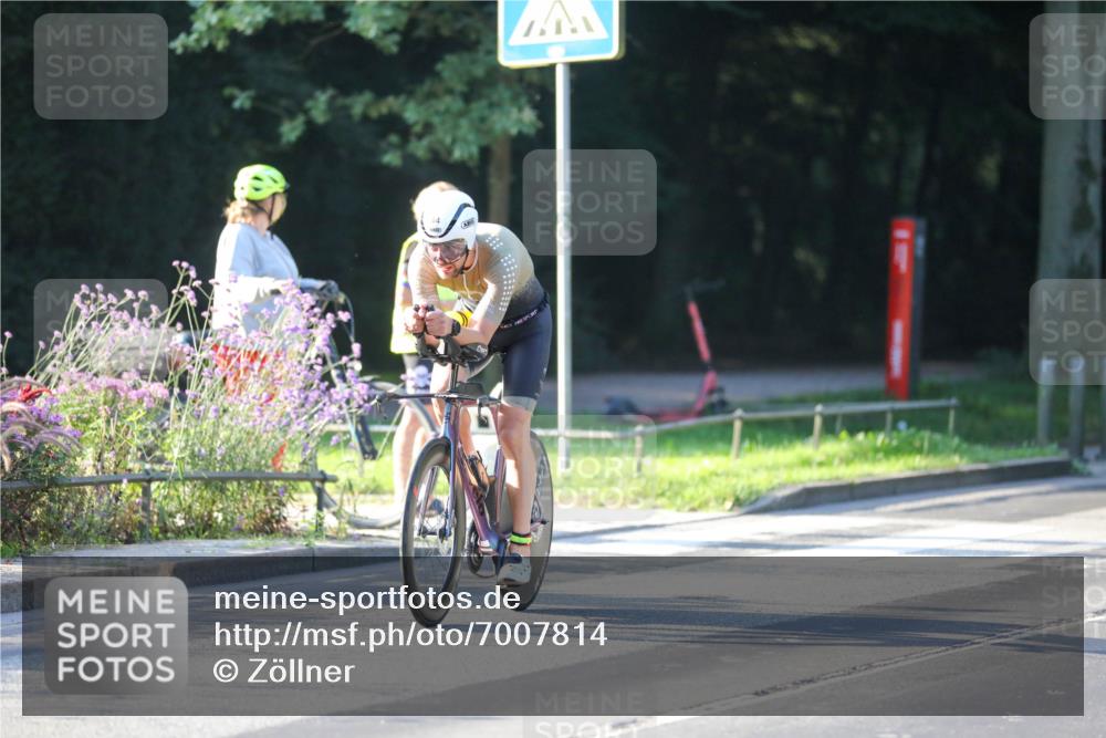 08.09.2024 - Stadtparktriathlon Zöllner http://msf.ph/oto/7007814 08.09.2024 08:51:59 Radfahren 3, 18, 23, 44, 66 meine-sportfotos.de
