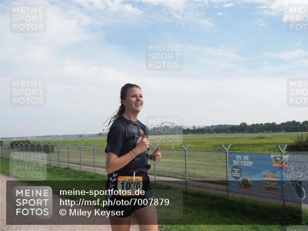 08.09.2024 - Airport Race Miley Keyser http://msf.ph/oto/7007879 08.09.2024 12:29:10 Laufen OLYMPUS, DIGITAL, CAMERA meine-sportfotos.de