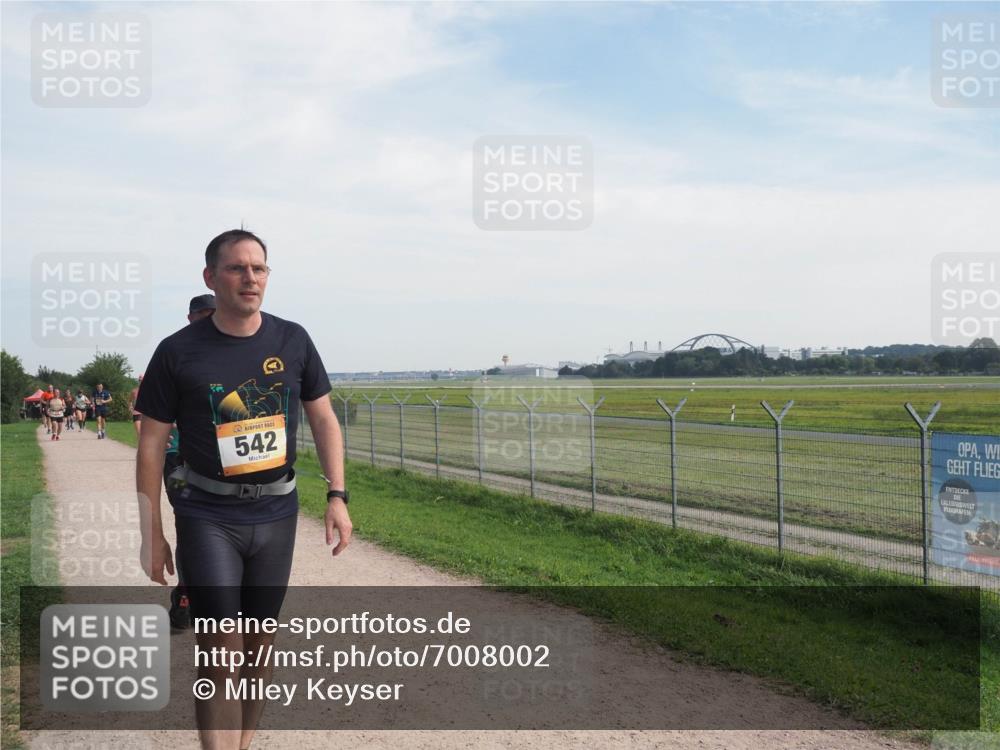 08.09.2024 - Airport Race Miley Keyser http://msf.ph/oto/7008002 08.09.2024 12:29:20 Laufen OLYMPUS, DIGITAL, CAMERA meine-sportfotos.de