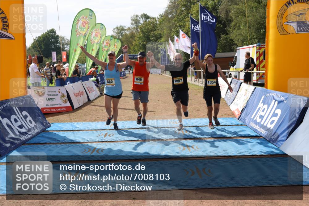 08.09.2024 - Airport Race Strokosch-Dieckow http://msf.ph/oto/7008103 08.09.2024 12:58:42 Ziel 780, 835, 849, 850, 1067, 1354 meine-sportfotos.de