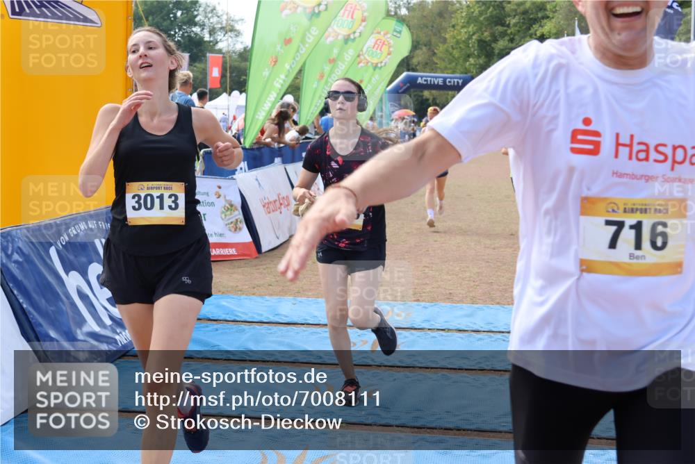 08.09.2024 - Airport Race Strokosch-Dieckow http://msf.ph/oto/7008111 08.09.2024 12:35:21 Ziel 450, 498, 716, 894, 1030, 1095, 1309, 3013 meine-sportfotos.de