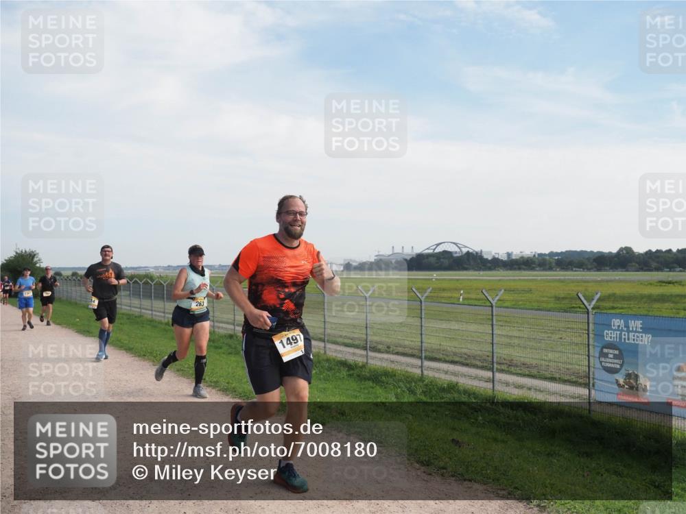 08.09.2024 - Airport Race Miley Keyser http://msf.ph/oto/7008180 08.09.2024 12:29:33 Laufen OLYMPUS, DIGITAL, CAMERA meine-sportfotos.de