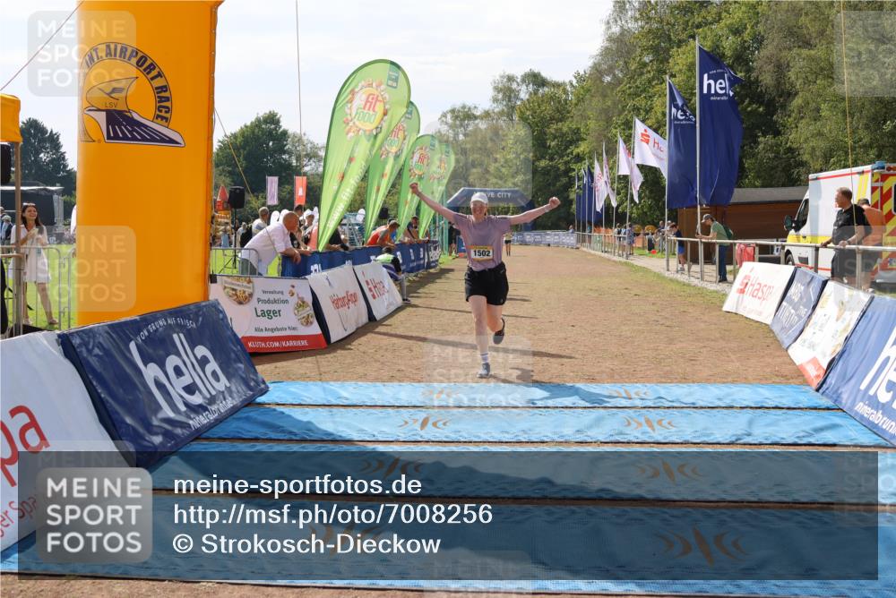 08.09.2024 - Airport Race Strokosch-Dieckow http://msf.ph/oto/7008256 08.09.2024 12:58:53 Ziel 740, 1502 meine-sportfotos.de