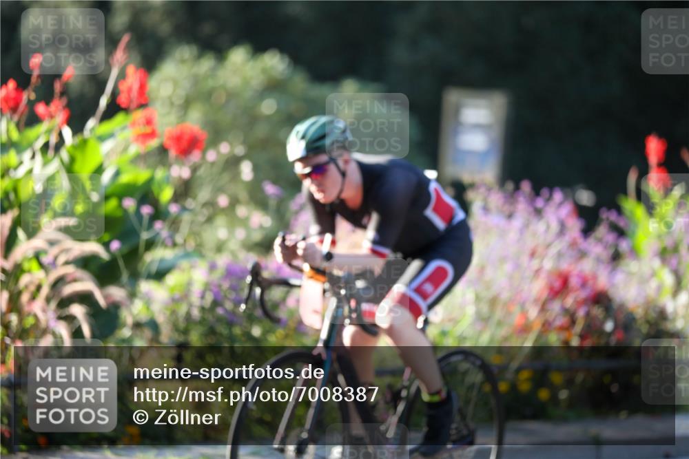 08.09.2024 - Stadtparktriathlon Zöllner http://msf.ph/oto/7008387 08.09.2024 08:52:36 Radfahren 28, 41, 57, 74, 85 meine-sportfotos.de