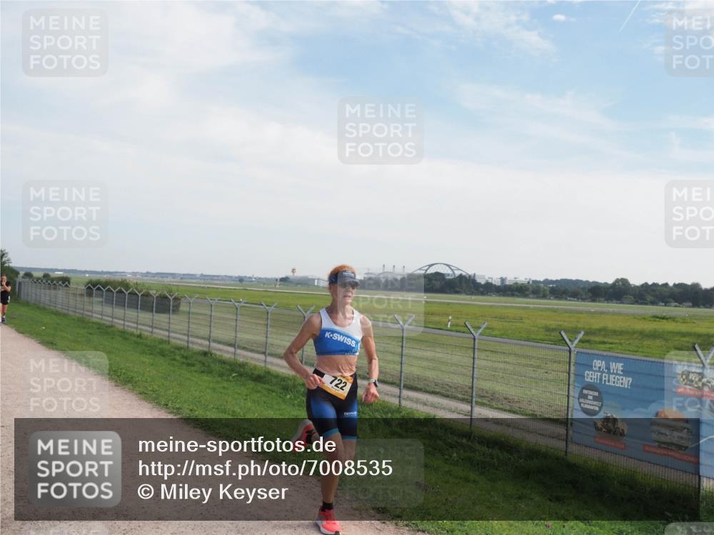 08.09.2024 - Airport Race Miley Keyser http://msf.ph/oto/7008535 08.09.2024 12:29:52 Laufen OLYMPUS, DIGITAL, CAMERA meine-sportfotos.de