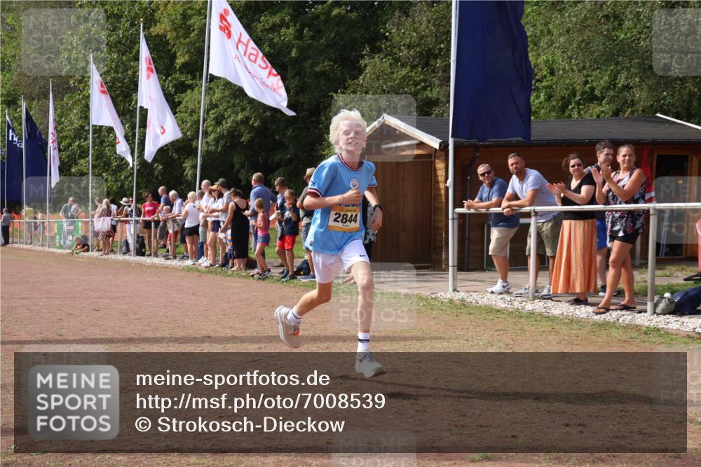 08.09.2024 - Airport Race Strokosch-Dieckow http://msf.ph/oto/7008539 08.09.2024 12:02:07 Ziel 585, 2844 meine-sportfotos.de