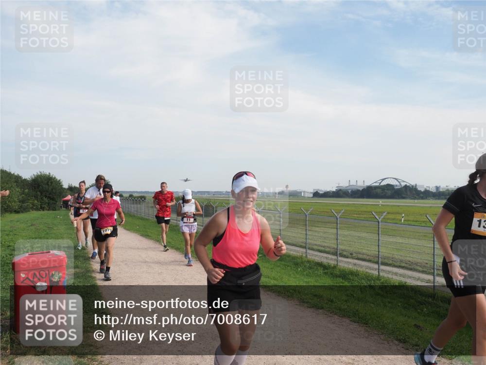 08.09.2024 - Airport Race Miley Keyser http://msf.ph/oto/7008617 08.09.2024 12:30:01 Laufen OLYMPUS, DIGITAL, CAMERA meine-sportfotos.de