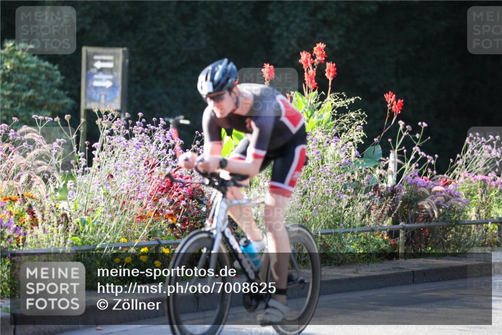 08.09.2024 - Stadtparktriathlon Zöllner http://msf.ph/oto/7008625 08.09.2024 08:53:12 Radfahren 8, 24, 30, 46, 58, 67, 82 meine-sportfotos.de