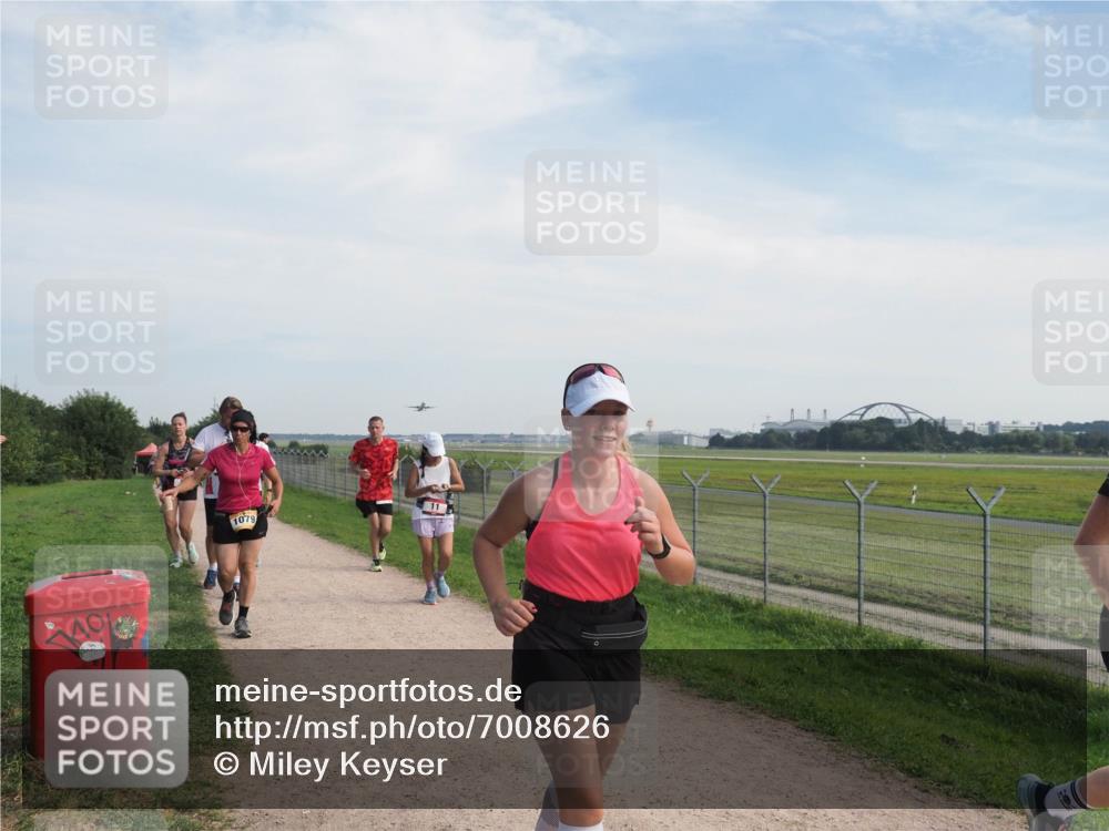 08.09.2024 - Airport Race Miley Keyser http://msf.ph/oto/7008626 08.09.2024 12:30:02 Laufen OLYMPUS, DIGITAL, CAMERA meine-sportfotos.de