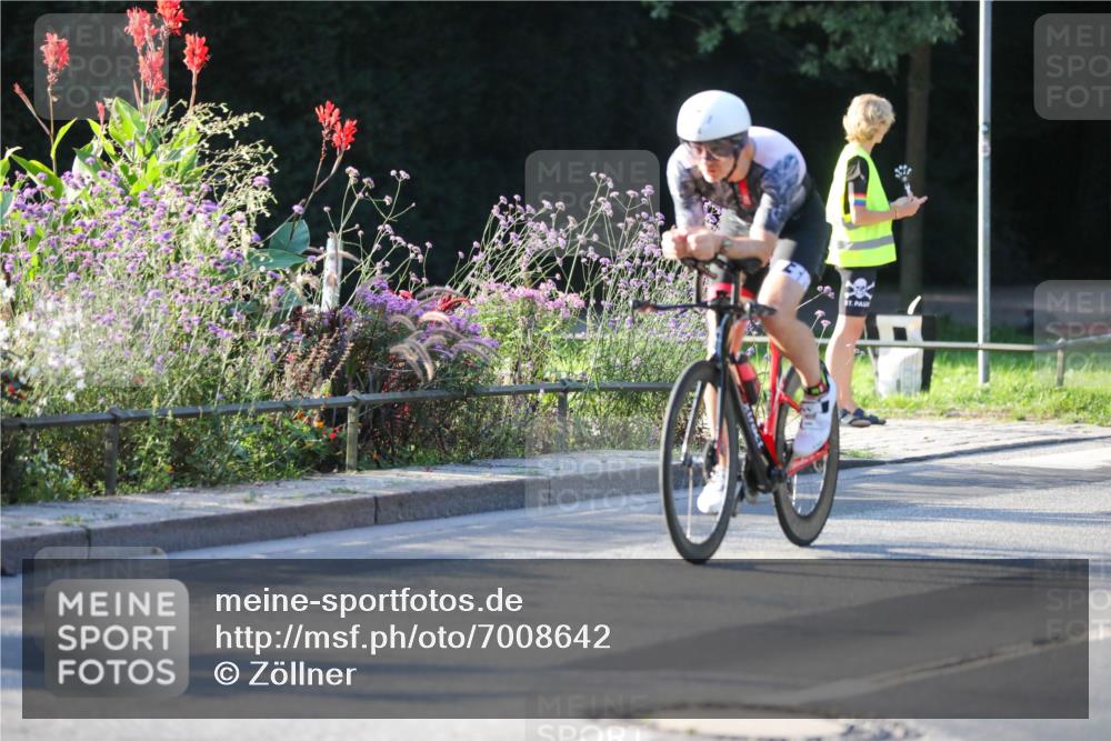 08.09.2024 - Stadtparktriathlon Zöllner http://msf.ph/oto/7008642 08.09.2024 08:53:14 Radfahren 8, 24, 30, 46, 58, 60, 67, 82 meine-sportfotos.de