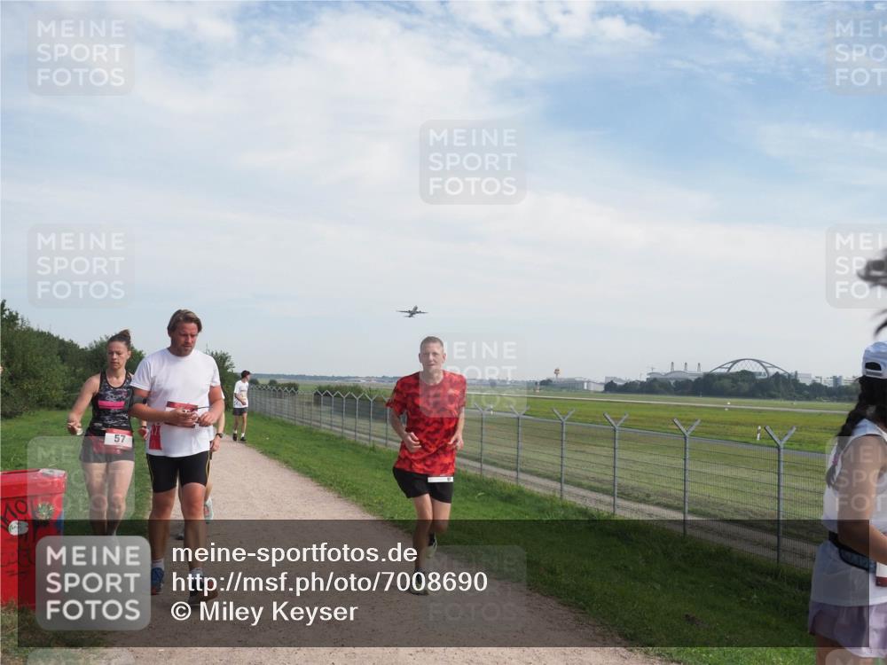 08.09.2024 - Airport Race Miley Keyser http://msf.ph/oto/7008690 08.09.2024 12:30:05 Laufen OLYMPUS, DIGITAL, CAMERA meine-sportfotos.de