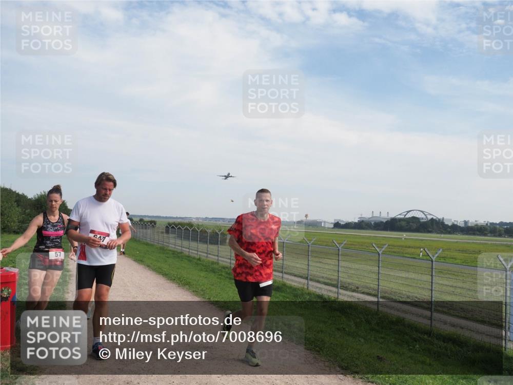 08.09.2024 - Airport Race Miley Keyser http://msf.ph/oto/7008696 08.09.2024 12:30:05 Laufen OLYMPUS, DIGITAL, CAMERA meine-sportfotos.de