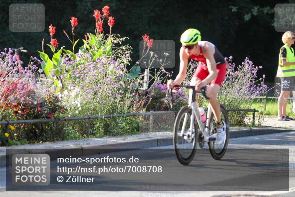08.09.2024 - Stadtparktriathlon Zöllner http://msf.ph/oto/7008708 08.09.2024 08:53:18 Radfahren 8, 58, 60, 67 meine-sportfotos.de