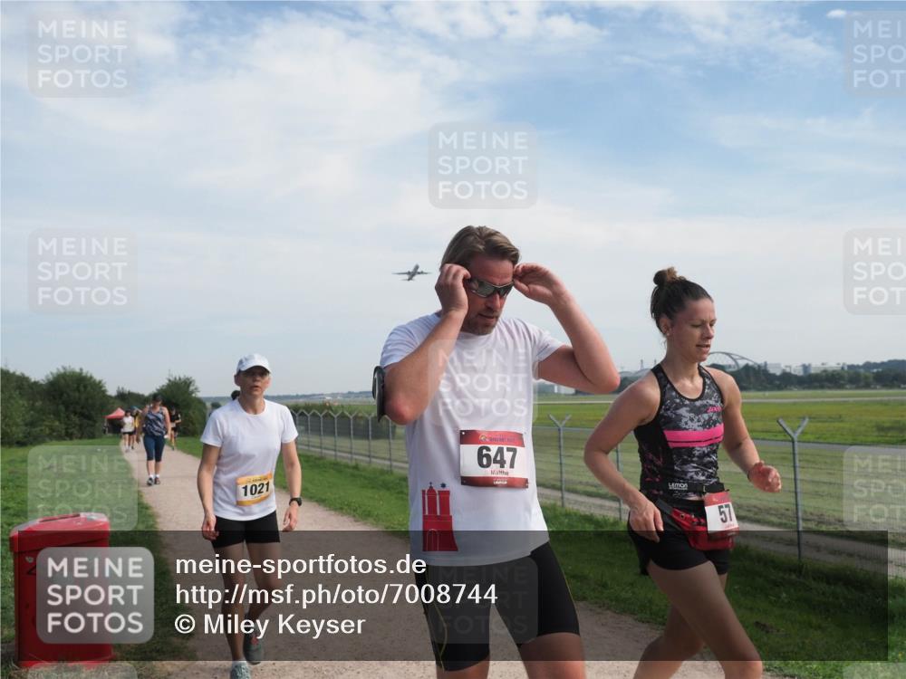 08.09.2024 - Airport Race Miley Keyser http://msf.ph/oto/7008744 08.09.2024 12:30:07 Laufen OLYMPUS, DIGITAL, CAMERA meine-sportfotos.de