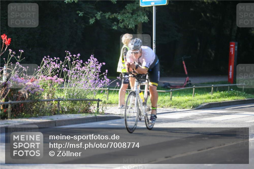 08.09.2024 - Stadtparktriathlon Zöllner http://msf.ph/oto/7008774 08.09.2024 08:53:25 Radfahren 60, 67 meine-sportfotos.de