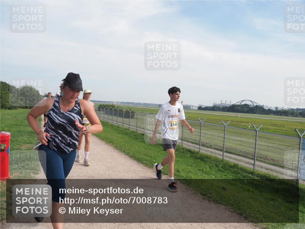 08.09.2024 - Airport Race Miley Keyser http://msf.ph/oto/7008783 08.09.2024 12:30:16 Laufen OLYMPUS, DIGITAL, CAMERA meine-sportfotos.de