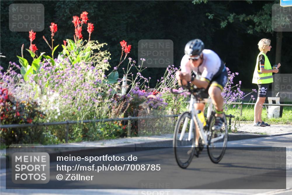 08.09.2024 - Stadtparktriathlon Zöllner http://msf.ph/oto/7008785 08.09.2024 08:53:25 Radfahren 60, 67 meine-sportfotos.de