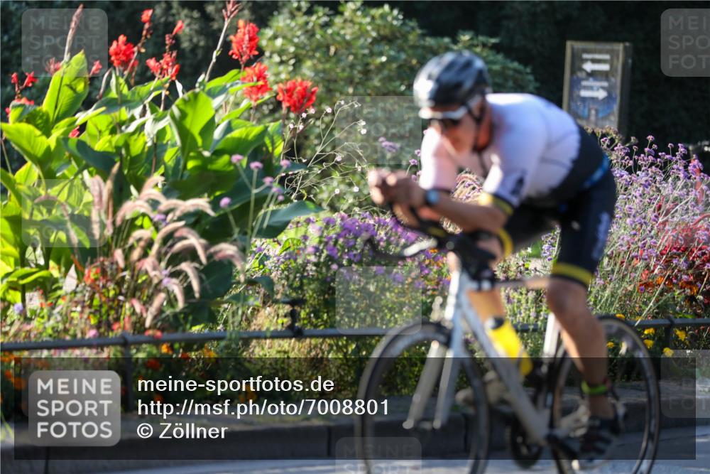 08.09.2024 - Stadtparktriathlon Zöllner http://msf.ph/oto/7008801 08.09.2024 08:53:26 Radfahren 10, 60, 67 meine-sportfotos.de