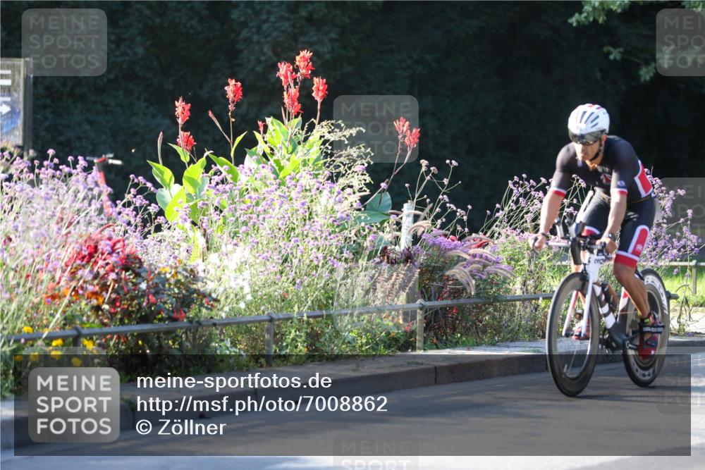 08.09.2024 - Stadtparktriathlon Zöllner http://msf.ph/oto/7008862 08.09.2024 08:53:42 Radfahren 53, 61, 88 meine-sportfotos.de
