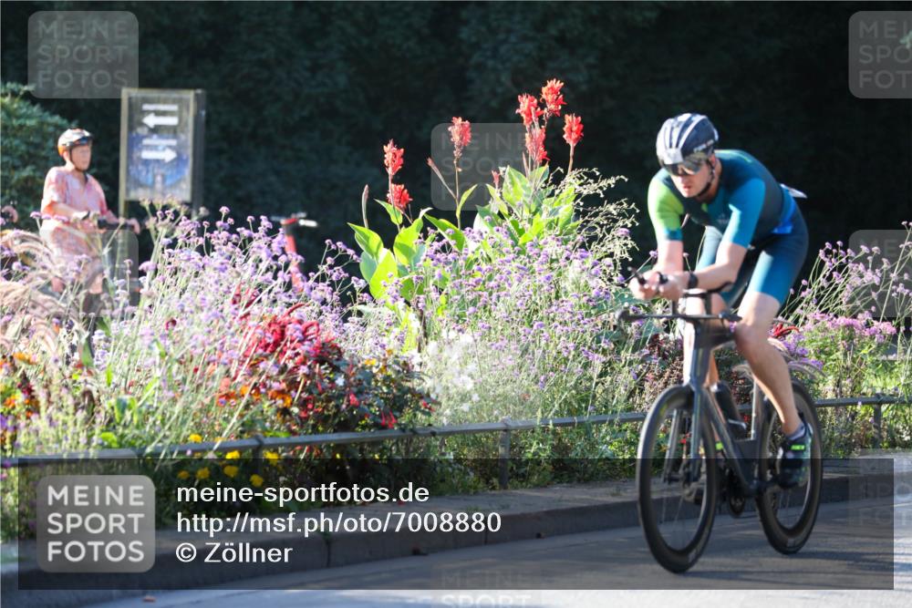 08.09.2024 - Stadtparktriathlon Zöllner http://msf.ph/oto/7008880 08.09.2024 08:53:46 Radfahren 13, 14, 61 meine-sportfotos.de