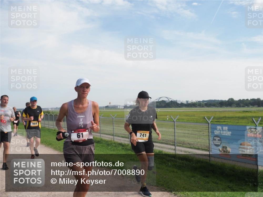08.09.2024 - Airport Race Miley Keyser http://msf.ph/oto/7008890 08.09.2024 12:30:19 Laufen OLYMPUS, DIGITAL, CAMERA meine-sportfotos.de