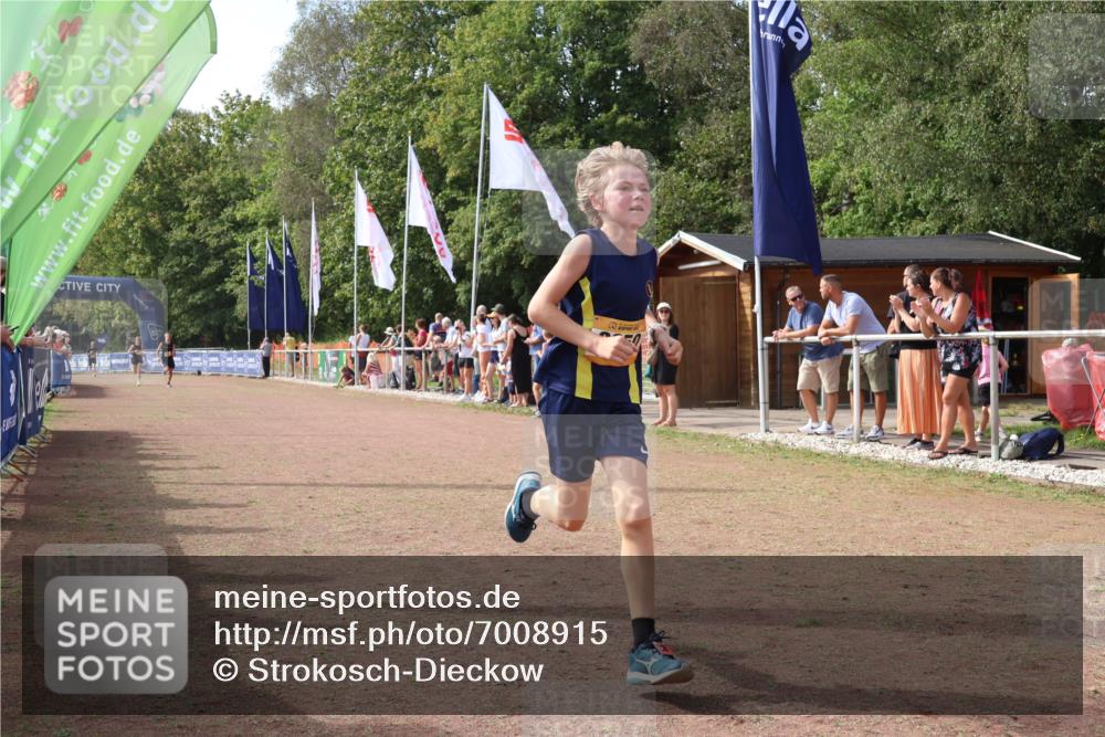 08.09.2024 - Airport Race Strokosch-Dieckow http://msf.ph/oto/7008915 08.09.2024 12:02:21 Ziel 2508, 2650, 2669 meine-sportfotos.de