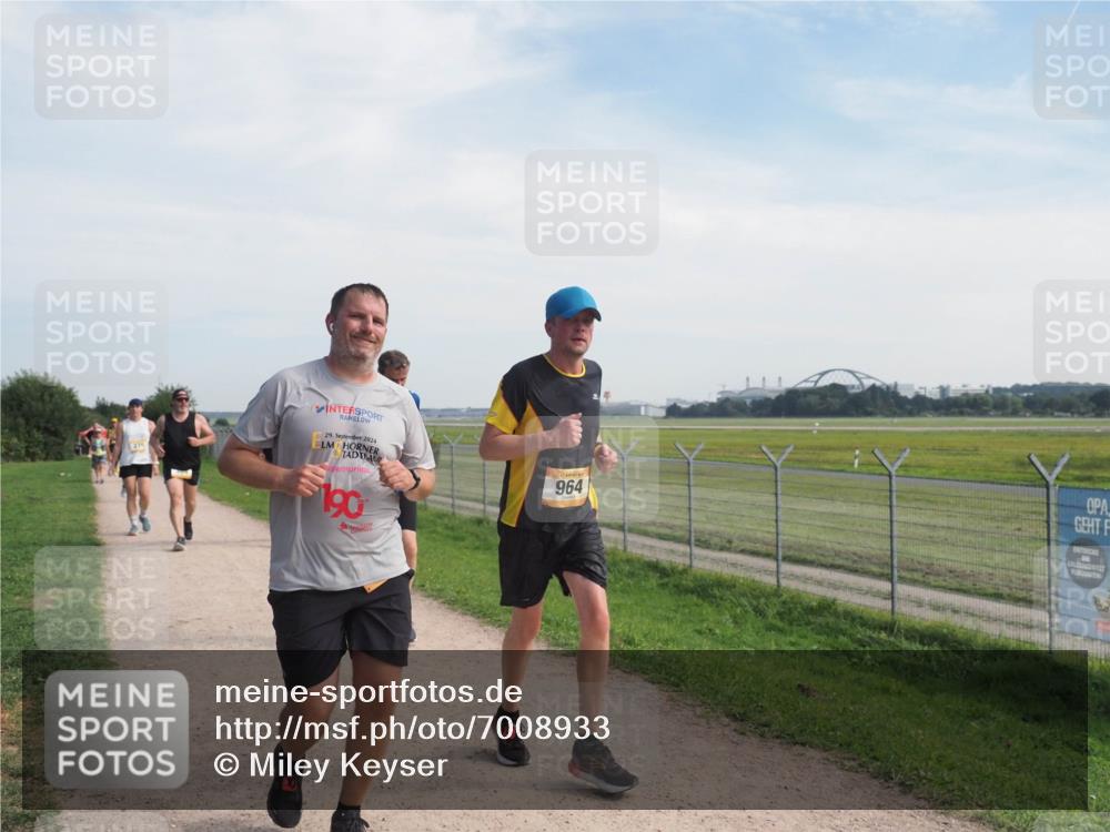 08.09.2024 - Airport Race Miley Keyser http://msf.ph/oto/7008933 08.09.2024 12:30:21 Laufen OLYMPUS, DIGITAL, CAMERA meine-sportfotos.de