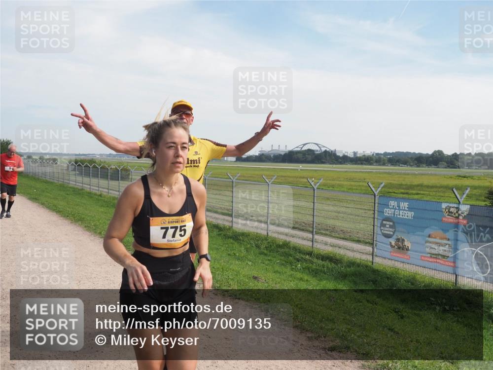 08.09.2024 - Airport Race Miley Keyser http://msf.ph/oto/7009135 08.09.2024 12:30:34 Laufen OLYMPUS, DIGITAL, CAMERA meine-sportfotos.de
