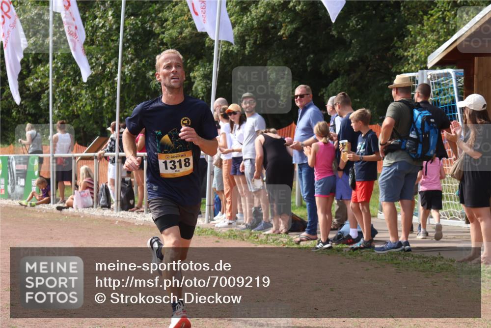 08.09.2024 - Airport Race Strokosch-Dieckow http://msf.ph/oto/7009219 08.09.2024 12:02:33 Ziel 1199, 1318, 3076 meine-sportfotos.de