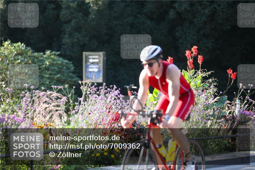 08.09.2024 - Stadtparktriathlon Zöllner http://msf.ph/oto/7009362 08.09.2024 08:55:53 Radfahren 1, 2, 19, 49, 86 meine-sportfotos.de