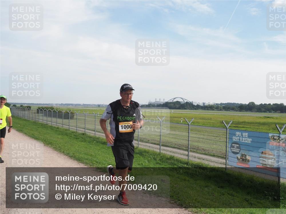 08.09.2024 - Airport Race Miley Keyser http://msf.ph/oto/7009420 08.09.2024 12:30:51 Laufen OLYMPUS, DIGITAL, CAMERA meine-sportfotos.de