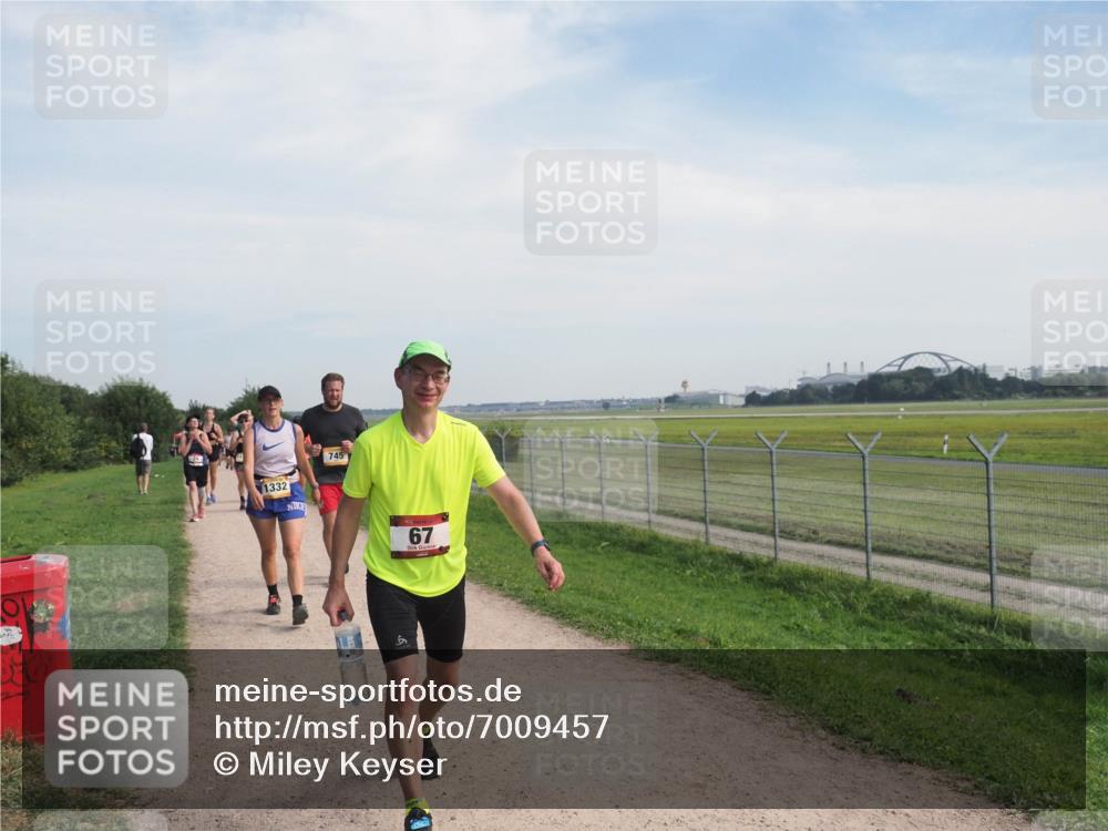 08.09.2024 - Airport Race Miley Keyser http://msf.ph/oto/7009457 08.09.2024 12:30:53 Laufen OLYMPUS, DIGITAL, CAMERA meine-sportfotos.de