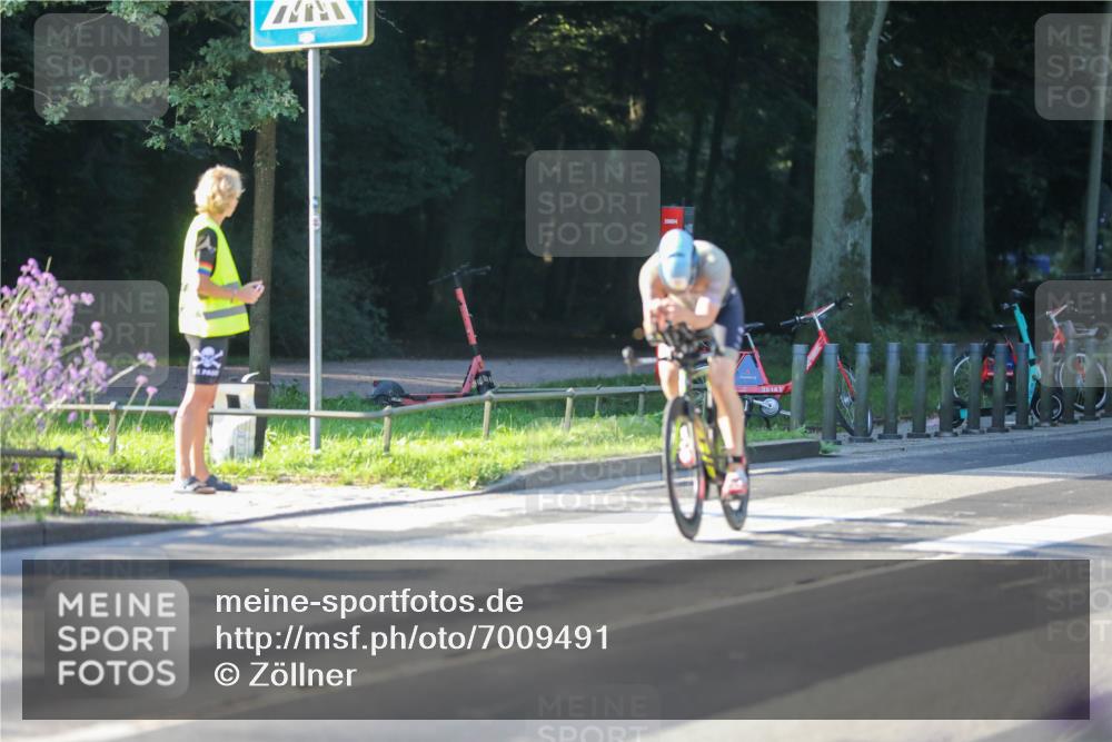 08.09.2024 - Stadtparktriathlon Zöllner http://msf.ph/oto/7009491 08.09.2024 08:56:10 Radfahren 51, 75 meine-sportfotos.de