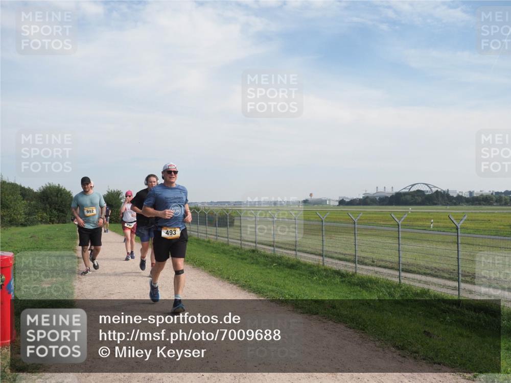 08.09.2024 - Airport Race Miley Keyser http://msf.ph/oto/7009688 08.09.2024 12:31:12 Laufen OLYMPUS, DIGITAL, CAMERA meine-sportfotos.de
