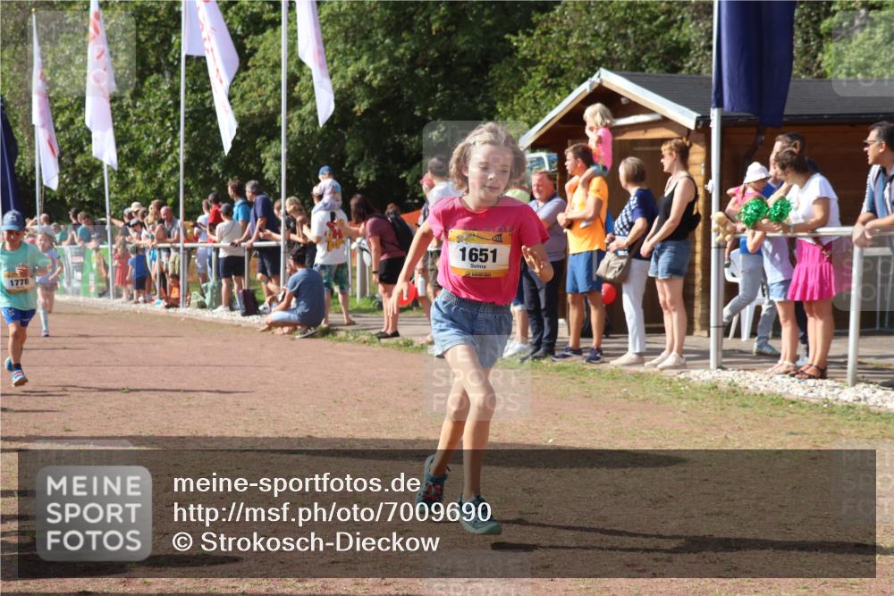 08.09.2024 - Airport Race Strokosch-Dieckow http://msf.ph/oto/7009690 08.09.2024 11:29:28 Ziel 1630, 1637, 1641, 1644, 1651, 1656, 1696, 1699, 1701, 1772, 1778, 1791, 1854, 1891, 1920, 3414, 3442 meine-sportfotos.de