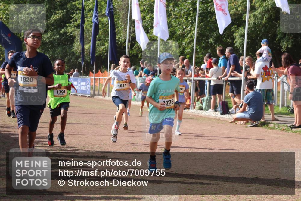 08.09.2024 - Airport Race Strokosch-Dieckow http://msf.ph/oto/7009755 08.09.2024 11:29:29 Ziel 1630, 1635, 1637, 1641, 1644, 1651, 1656, 1696, 1699, 1701, 1772, 1778, 1791, 1891, 1920, 3414, 3442 meine-sportfotos.de